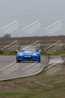 media/Jan-15-2023-CalClub SCCA (Sun) [[40bbac7715]]/Group 1/Qualifying (Sweeper)/